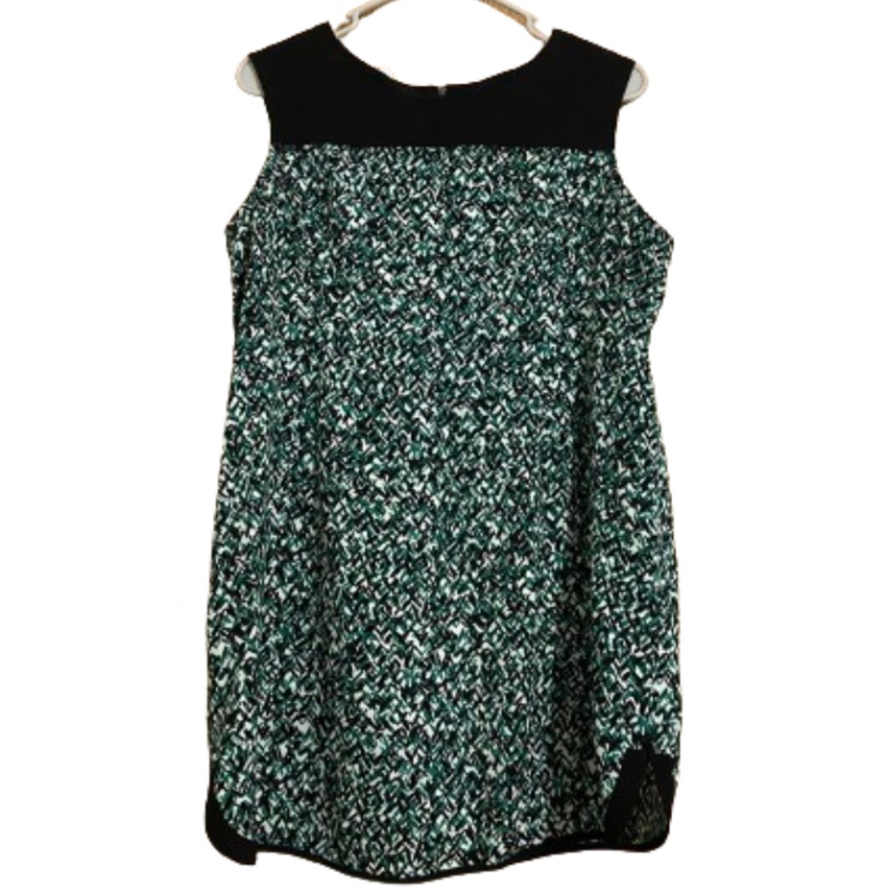 A Pea in the Pod Black and Green Speckled Tunic